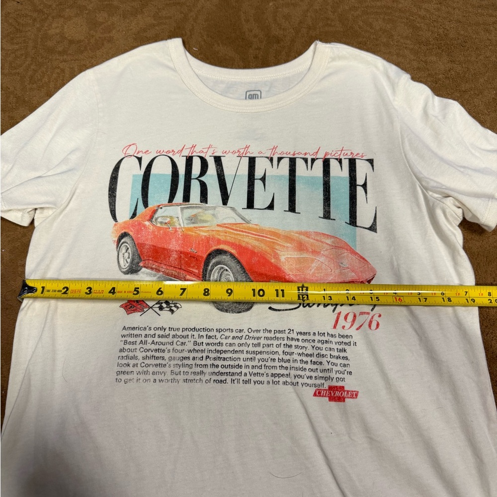 White Corvette Graphic Tee - Picture 3 of 5